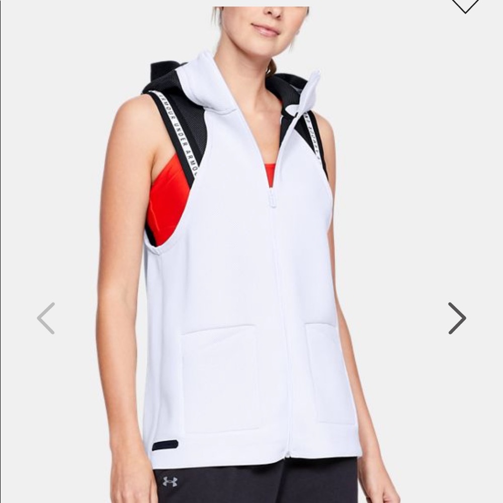 UA Move Vest